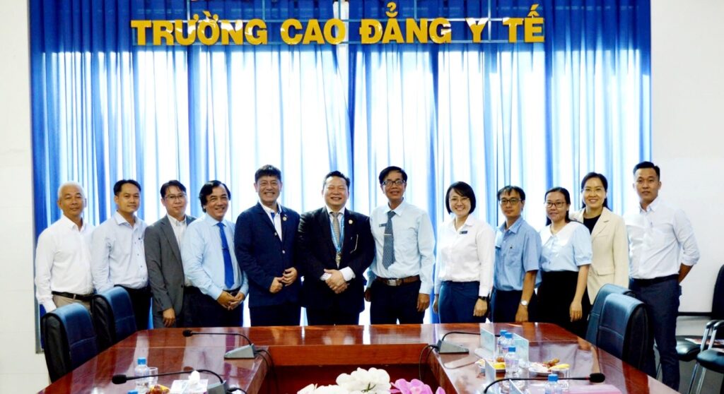 Trường Cao đẳng Y tế Đồng Tháp tiếp và làm việc với Viện JAMWEI (Nhật Bản)